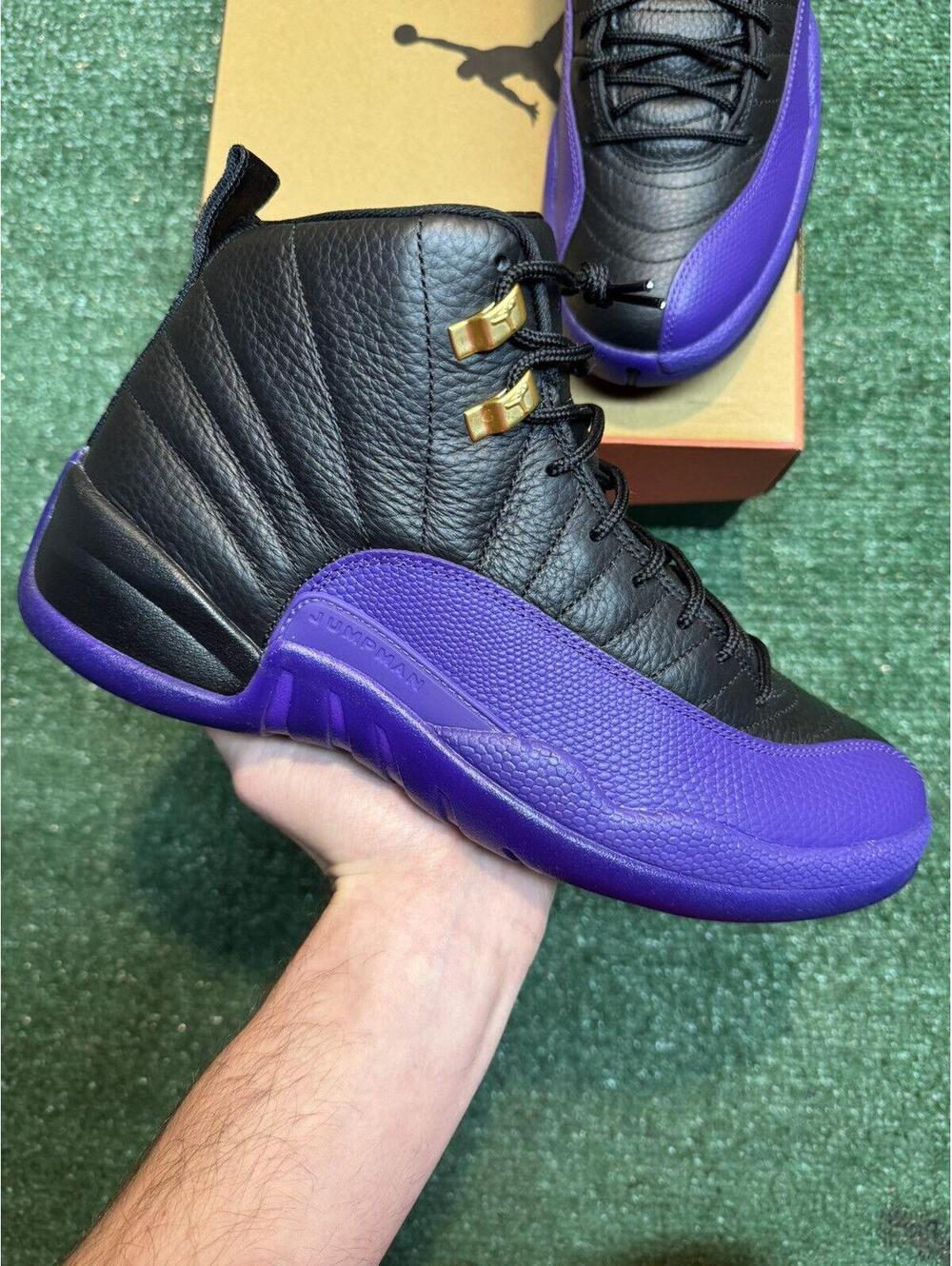 Jordan Retro 12 Field Purple Size 10.5